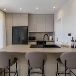 Cozy In Dingac With Sauna 度假居