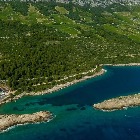 Front In Dingac With Sauna Casa de Férias *