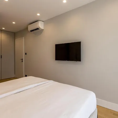 Front In Dingac With Sauna 度假居