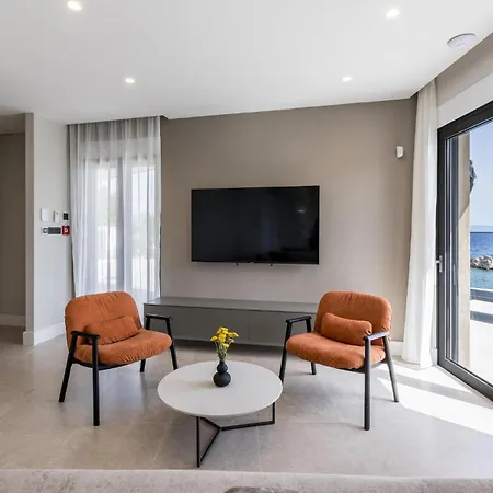 Front In Dingac With Sauna Gornji Dingač