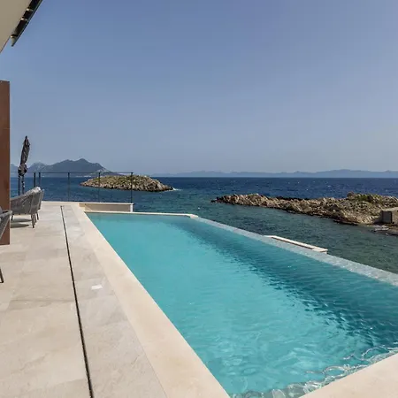 Front In Dingac With Sauna Gornji Dingač