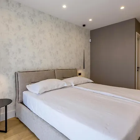 Front In Dingac With Sauna Holiday home